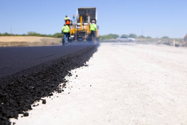 Best Driveway Paving Contractor  in Catlin, IL